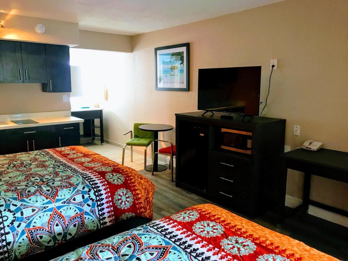 Tropical Inn & Suites, Downtown Clearwater Eksteriør billede